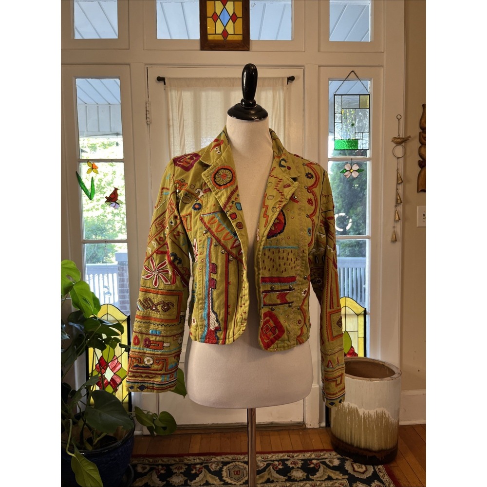 Chico's M 8/10  Embroidered Boho Art To Wear Aztec Crop Jacket Sz 1 Festival